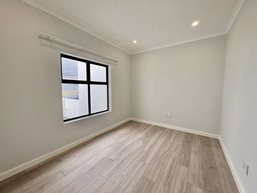 4 Bedroom Property for Sale in Sandown Western Cape